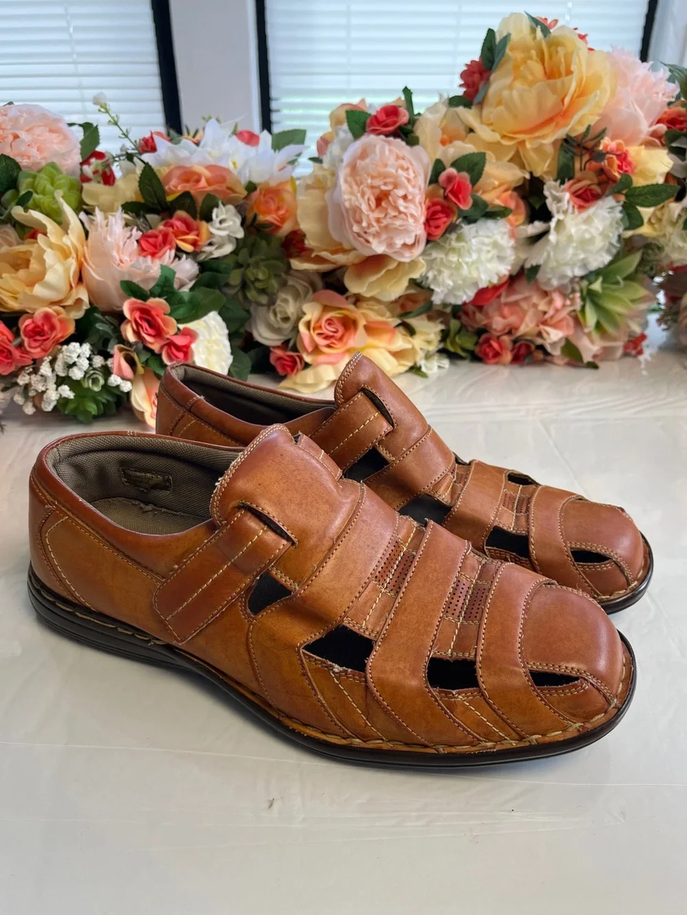 Stacy Adams Men’s 10.5M Cognac Brown Leather Fisherman Sandals Hook & Loop